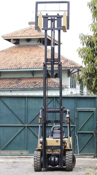 Cara Merawat Agar Forklift Awet